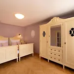 Appartement Kajovska 63 *