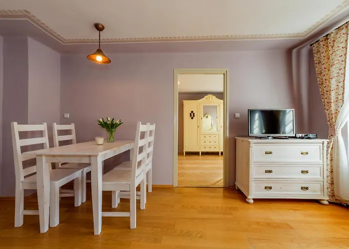 Appartement Kajovska 63 *